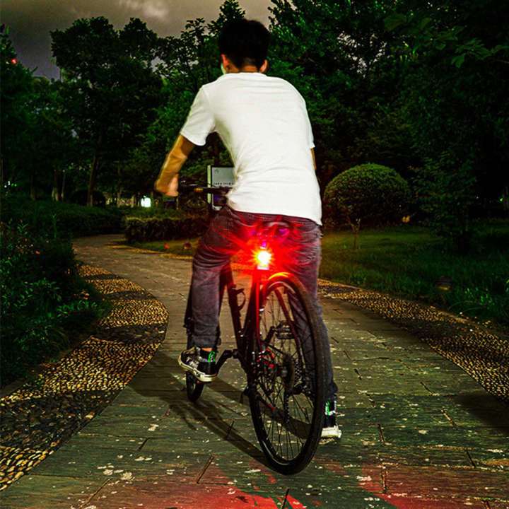 Sptrry2X%20Bike%20Lights%20Waterproof%20Flash%20Tail%20Light%20Bike%20Rear%20Tail%20Light%20Mountain%20Bike%20LED%20Headlight%20and%20Tail%20Light%20Red%20-%20Image%208