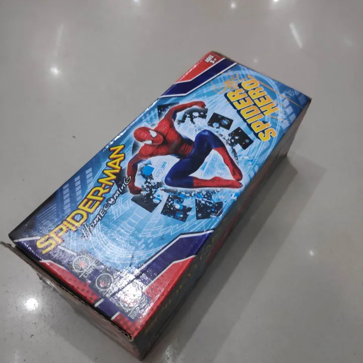 Spiderman%20Homecoming%20Avengers%20Printed%20Battery%20Operated%20Toy%20Car%20for%20kids%20size%2020cm%20x%208cm%20x%207cm%20-%20Image%206