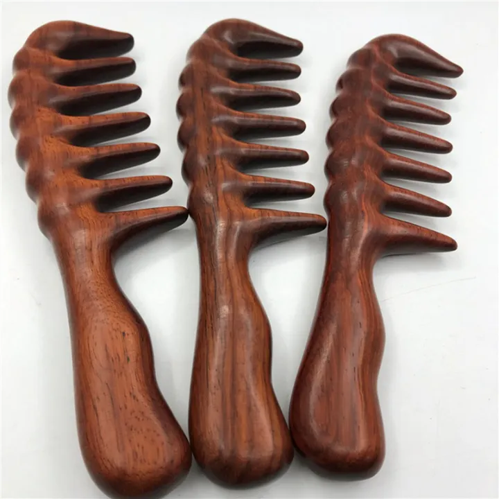 fasdaga%206X%20Hair%20Comb%20for%20Detangling%20-%20Wide%20Tooth%20Wood%20Comb%20for%20Curly%20Hair%20-%20No%20Static%20Natural%20Wooden%20Sandalwood%20Comb%20-%20Image%205
