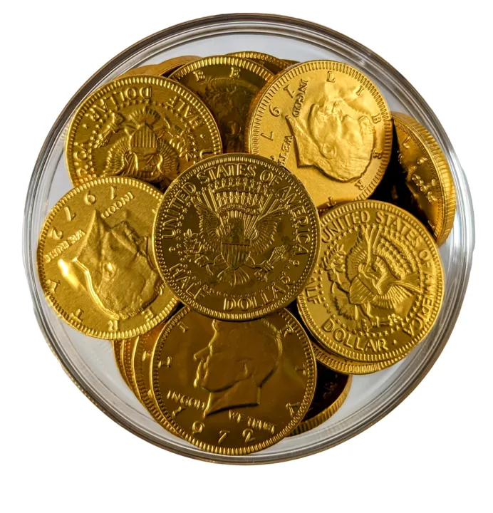Veganic%20Chocolate%20Coins%2020%20Pieces%20of%20Loose%20Toffee%20%7C%20Gold%20Coin%20Chocolates%20Packet%20%7C%20Milk%20Chocolate%20Chips%20%7C%20Chocolate%20Golden%20Coin%20For%20Kids%20%7C%20Chocolate%20Gelt%20Dollar%20-%20Image%202