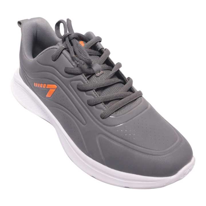 Line%20Seven%20Sport%20Shoes%20For%20Men%20-%20Image%203