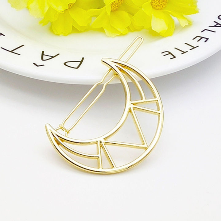 Pebbles%20Nepal%20Gold%20Geometric%20Moon%20Hair%20Clip%20for%20Women%20%7C%20Simple%20Korean%20Style%20Hairclips%20Hairpin%20-%206pcs%20-%20Image%208