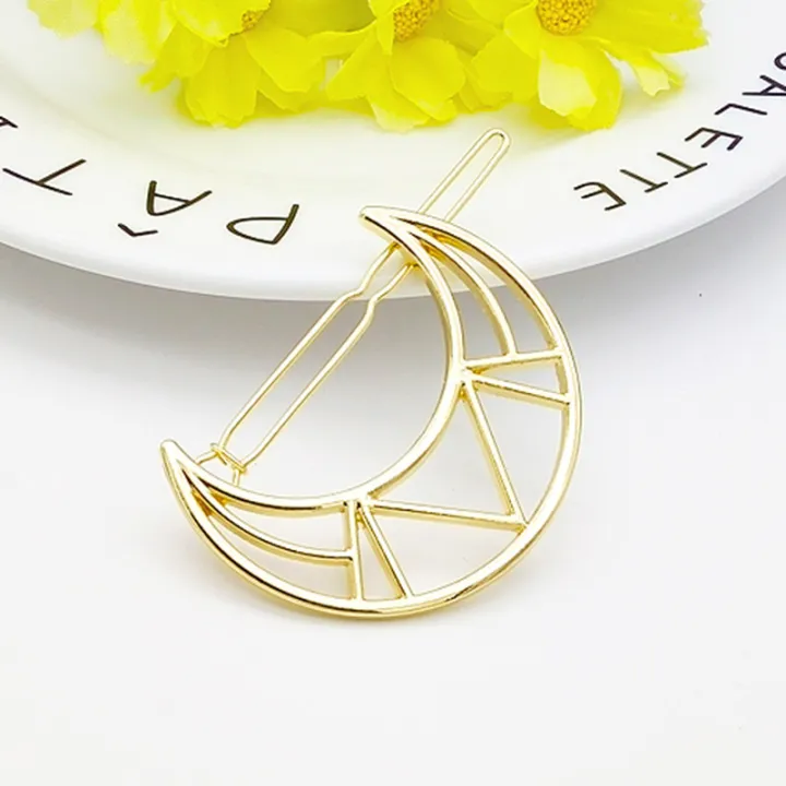 Pebbles%20Nepal%20Gold%20Geometric%20Moon%20Hair%20Clip%20for%20Women%20%7C%20Simple%20Korean%20Style%20Hairclips%20Hairpin%20-%206pcs%20-%20Image%208