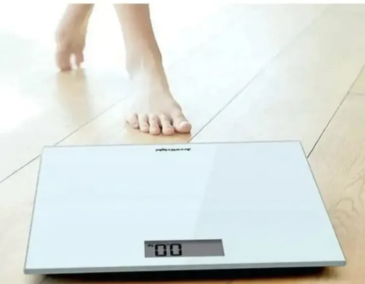 12MM%20Thick%20Glass%20Weighing%20Machine%20Digital%20Glass%20Bathroom%20Weight%20Measuring%20Scale%20Measurement%20Weighing%20Scale%20-%20Image%202