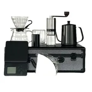 V60%20Pour%20Over%20Coffee%20Maker%20Travel%20Set%20-%20Image%204