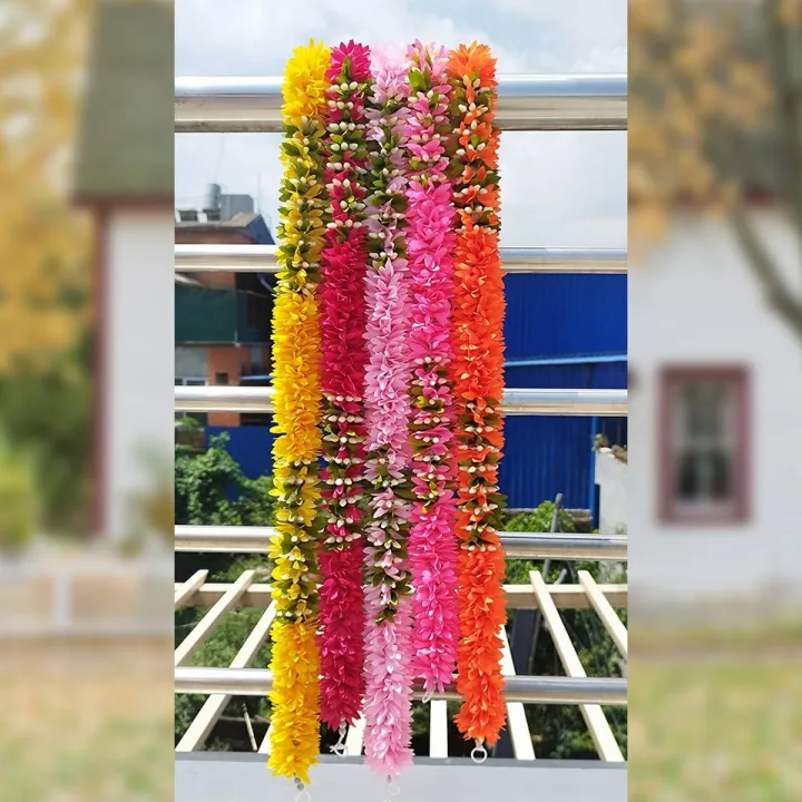 Soft%20Fabric%203.5%20Feet%20Long%20Decorative%20Flower%20Garland%20with%20Dual-Side%20Hooks%20%7C%20Washable,%20Multi-Colored%20Decoration%20-%20Image%202