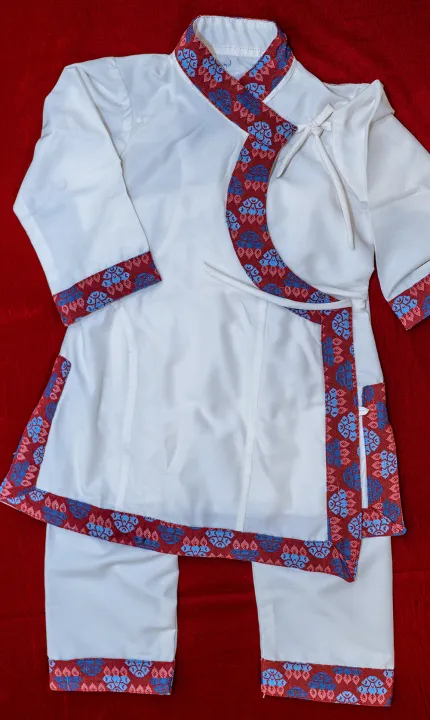 Nepali%20Traditional%20Dress%20Daura%20Suruwal%20And%20Dhaka%20Waist%20Coat%20-%20Image%203