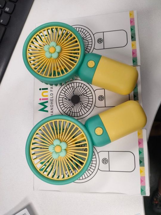Mini%20Portable%20Foldable%20Hand%20Fan%20With%20Sling%20-%20Image%204