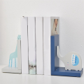 2PCS Wooden Animal Bookend Bookshelves Book Shelf Wooden Animal Bookend Bookends Adornment Desk for Office Bookends Cartoon Animal Bookends Ornament. 