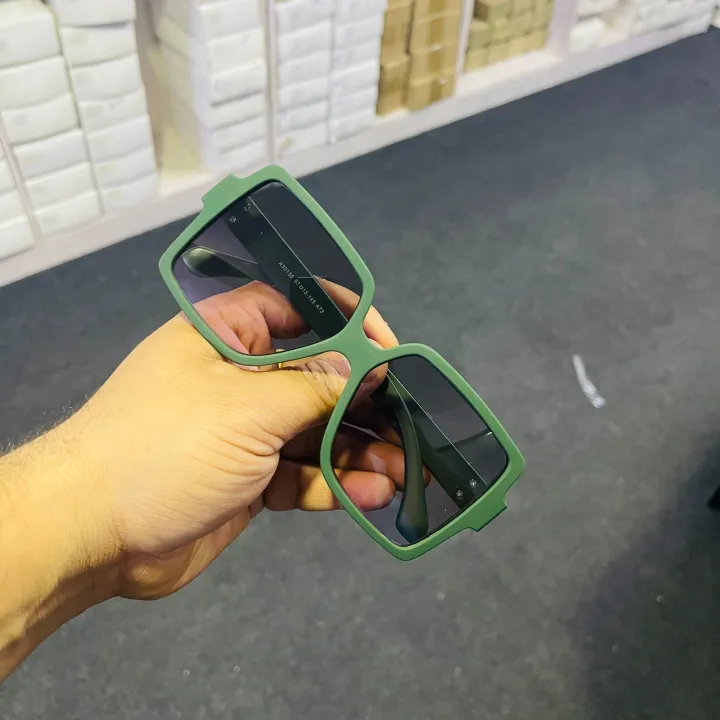 Oversized%20Square%20Vintage%20Korean%20Green%20Frame%20Purple%20Lens%20Trendy%20Sunglasses%20For%20Women%20-%20Image%208