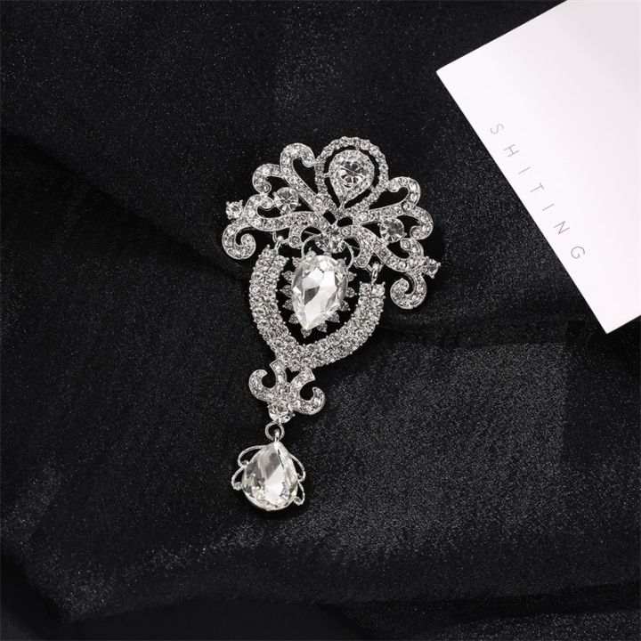 Cross-border%20new%20products%20hot%20selling%20temperament%20men's%20and%20women's%20brooches%20fashionable%20glass%20silk%20scarf%20buckles%20crown%20crystal%20coat%20pins%20collar%20pins%20-%20Image%204