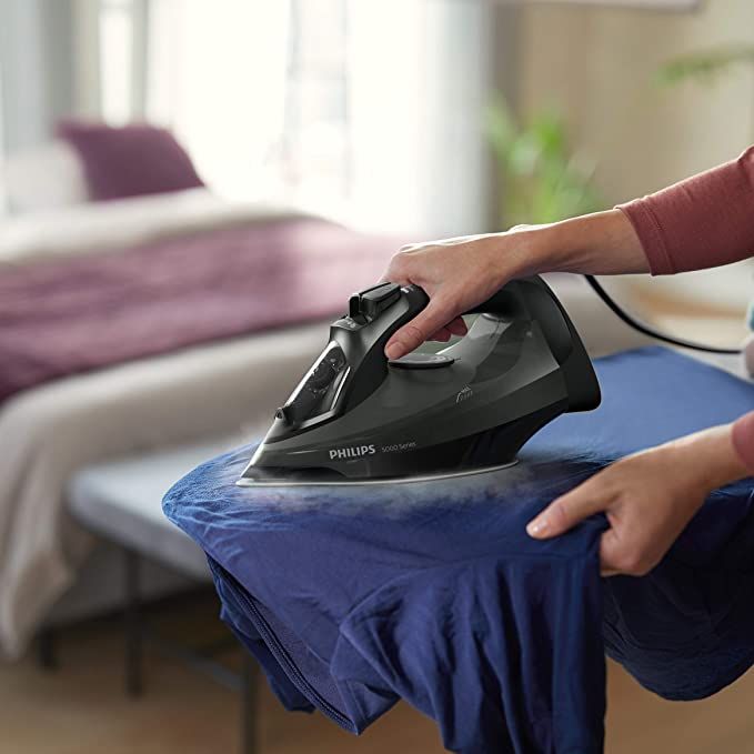 Philips%20Steam%20Iron%20DST5040/80%202600Watt%20-%20Image%203
