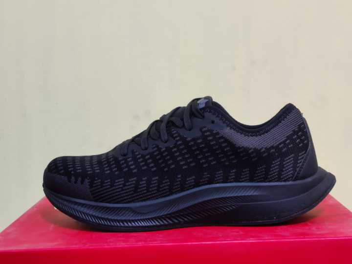 Cloud%20Gallop%20Waterproof%20Sports%20Shoes%20For%20Men%20-%20Image%203