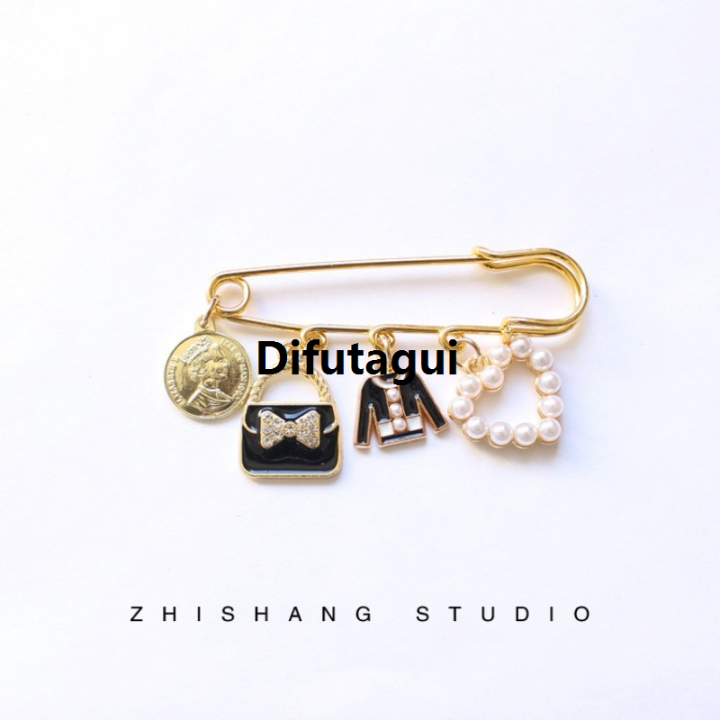 Difutagui%20Fashion%20brooches%20with%20cute%20thing%20small%20pin%20jacket%20sweater%20pin%20Original%20cardigan%20vintage%20pearl%20accessory%20with%20mini%20bag%20bottle%20brooch%20-%20Image%202
