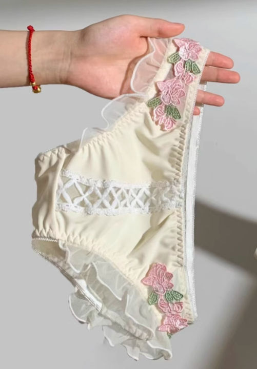 kawaii%20underwired%20chest%20no,%20bra%20underwire%20TikTokMOYISU%20viral%20cute%20underwire%20summer%20teen%20summer%20bra%20anti%20sag%20small%20style%20lingerie%20set%20-%20Image%207