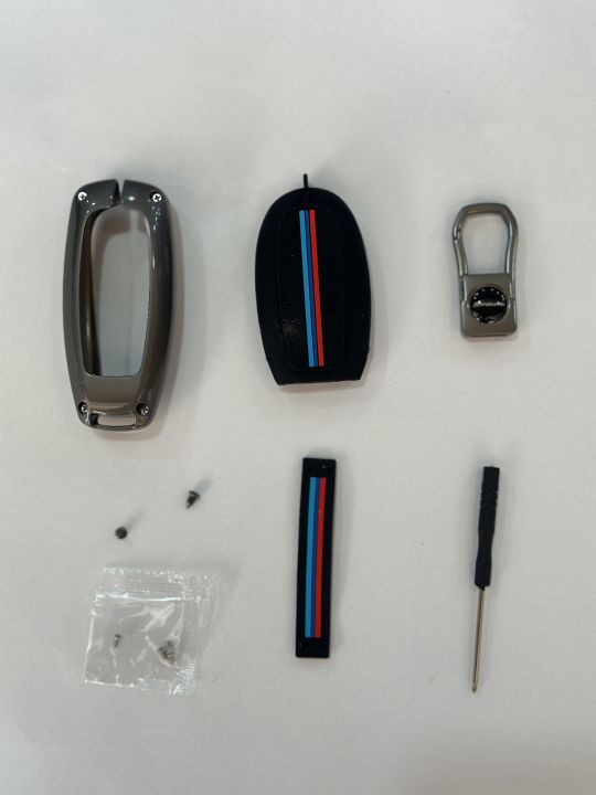 Premium%20Metal%20Car%20Key%20Cover%20%7C%20Compatible%20with%20Marruti%20Suzuki%20Baleno,%20Vitara%20Brezza,%20Ignish,%20Ciaz,%20Scross,%20Swift,%20Ertiga%20-%20Image%206