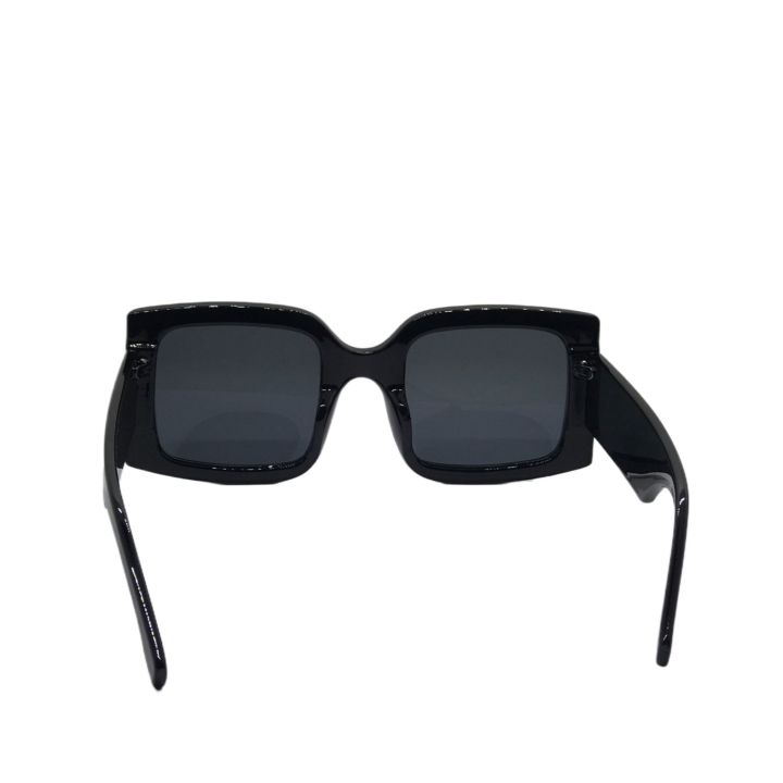 Peter%20Dreamer%20New%20Oversized%20Square%20Black%20Sunglasses%20with%20Thick%20Frame%20for%20Women%20-%20Trendy%20Korean%20Eyewear%20-%20Image%206