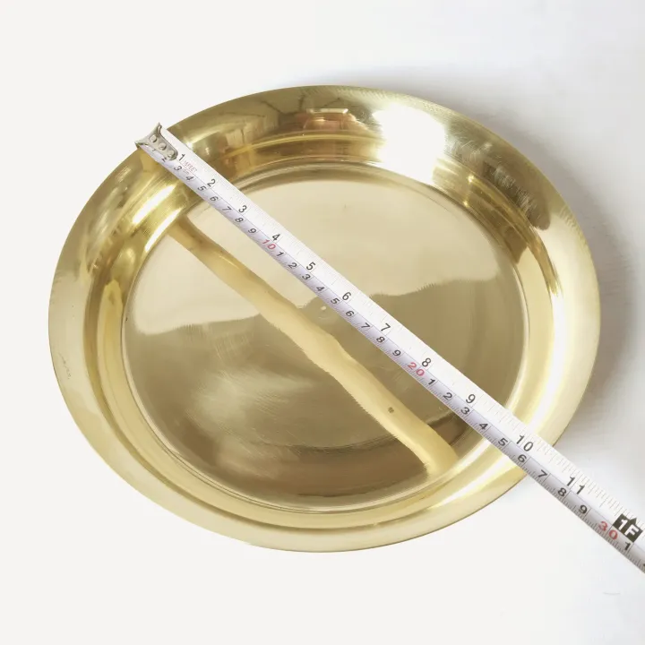 Brass%20Thaal/Plate%20(Hati-Paila%20Thaal)%2010.4%20inchs%20(Set%20of%206%20Thaal)%20%7C%20Shiva%20Metal%20Udhyog%20-%20Dinner%20Plate%20%7C%20-%20Image%205