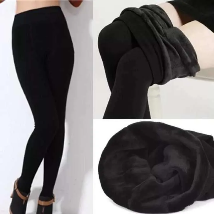 Thick%20Fleece%20Fur%20Lined%20Black%20Leggings%20-%20Image%205