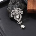 Cross-border new products hot selling temperament men's and women's brooches fashionable glass silk scarf buckles crown crystal coat pins collar pins. 