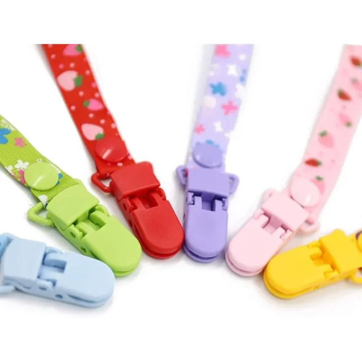 Easy%20Hold%20&%20Feed%20%E2%80%93%20Dr.%20Gym%20Baby%20Pacifier%20Feeder%20-%20Image%208