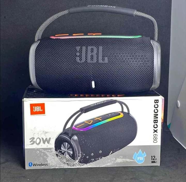 Boombox%20680%20Bluetooth%20Speaker%20RGB%20Led%20Light%20Powerful%20Bass%20Clear%20Sound%20Quality%204-6%20Hours%20Playtime%20-%20Image%204