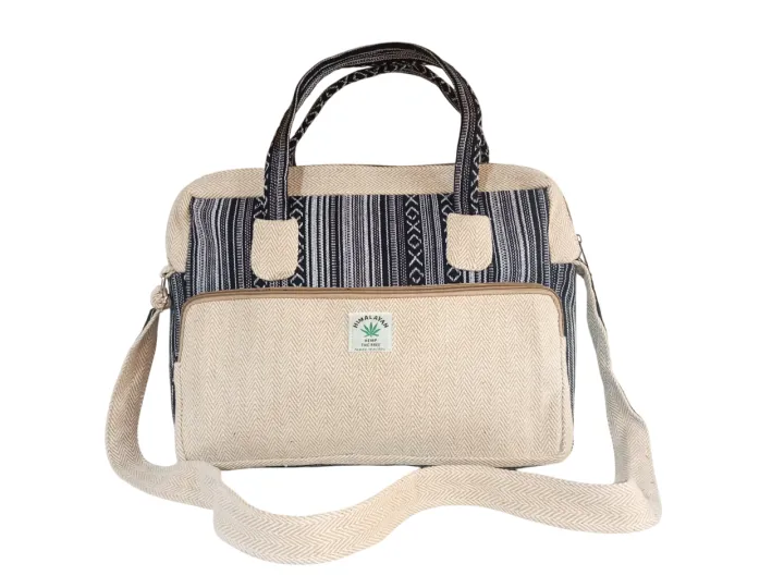 Handmade%20Hemp%20&%20Cotton%20Bag%20%E2%80%93%20Versatile%20Side%20&%20Shoulder%20Bag%20with%20Adjustable%20Strap%20%E2%80%93%20Crafted%20in%20Nepal%20-%20Image%204