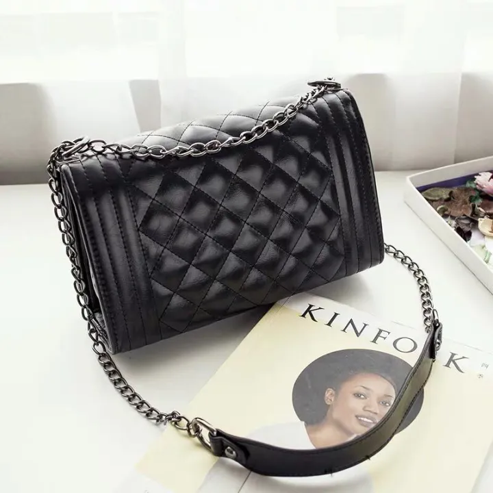 Side%20Bag%20Ladies%20Crossbody%20Bag%20Trendy%20Box%20Bag%20Shoulder%20Bag%20Available%20With%20Chain%20-%20Image%203