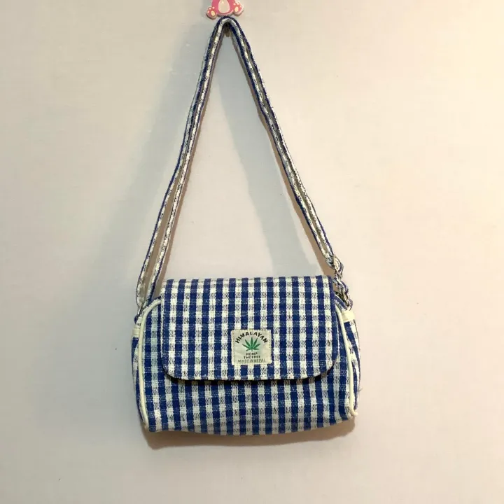 Hemp%20Women%20Stylish%20Side%20Bag%20-%209Inch%20-%20Bags%20%7C%20Hemp%20Bags%20For%20Women%20%7C%20Side%20Bags%20For%20Women%20%7C%20Shoulder%20Bags%20-%20Image%202