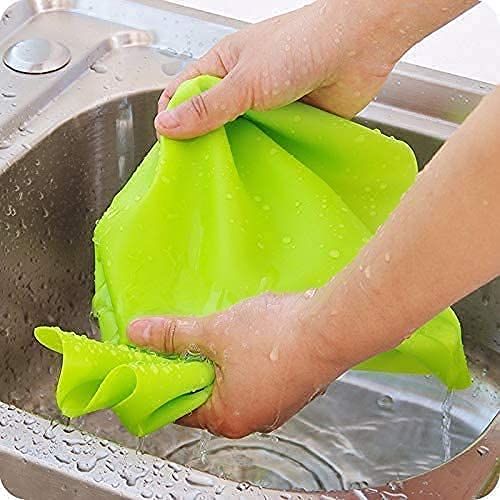 Non-Stick%20Kitchen%20Silicone%20Fondant%20Rolling%20Stretchable%20Mat%20For%20Baking,%20Chapati%20Atta%20Kneading,%20Pastry%20Rolling%20-%20Image%203