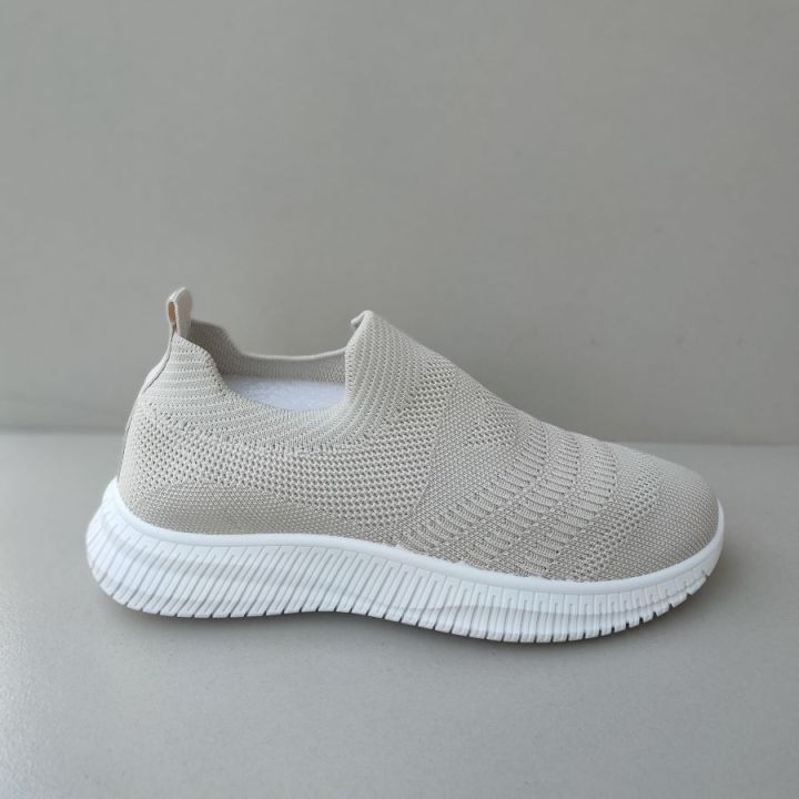 Breathable Without Lace All Plain No Logo Soft Flexible Sports Shoe For Women E127