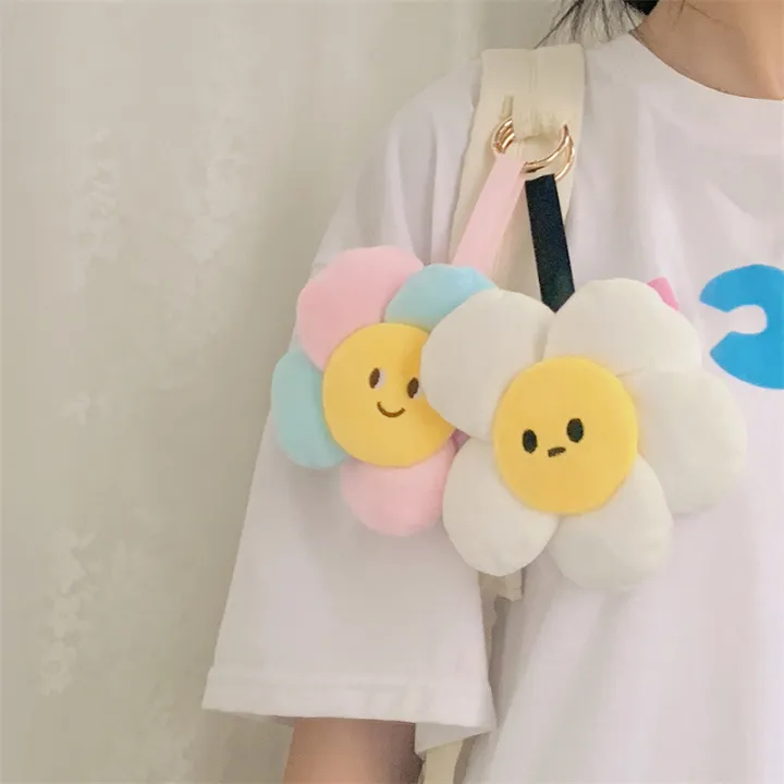 Fashion%20Plush%20Sun%20Flower%20Car%20Key%20Chains%20Women%20Ladies%20Bag%20Pendant%20Keyring%20Accessories%20Gift%20DFGGT%20-%20Image%202