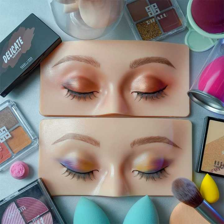 Makeup Board from Mask Queen