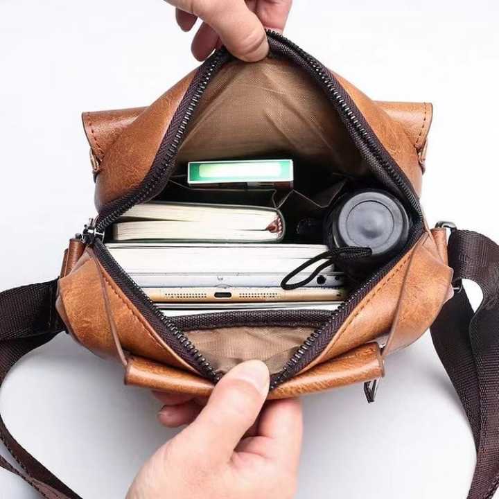 JEEP%20BULUO%20Luxury%20Side%20Bag%20Crossbody%20Business%20Bag%20Sling%20Bag%20Passport%20Holder%20Bag%20Men's%20Fashion%20Shoulder%20Bags%20-%20Image%206