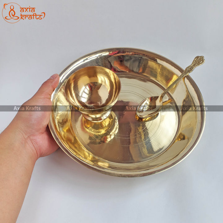 Axia%20Krafts%20Brass%20Thaal%20Kachaura%20Set%20(%20Pital%20Thaal%20)%20%20Pasni%20Set%20%20Gift%20Set%20%20Dinning%20Set%20-%20Image%202
