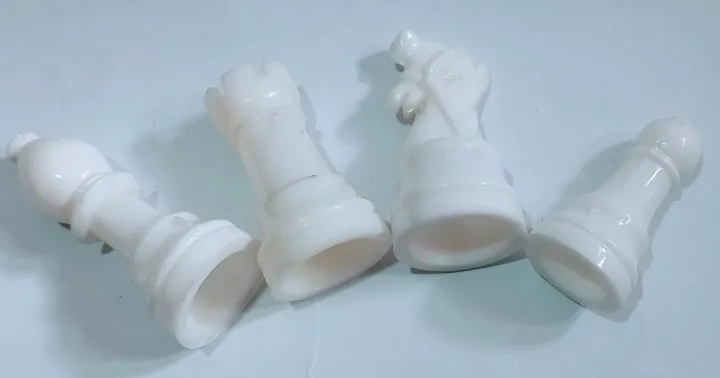 Chess%20Goti%20Plastic%20-%20Image%203