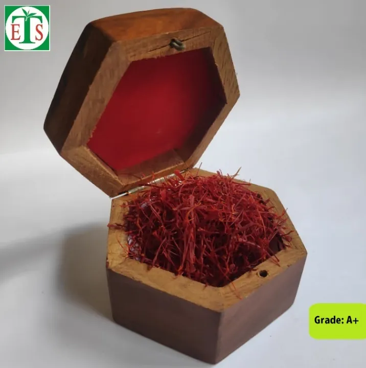 Pure%20Saffron%20(%20Keshar%20)%20Available%20in%20Half%20gm%20(0.5)%20,1gm,%203gm,%205gm,%2010gm,%2025gm%20(All%20Red%20Filaments)%20-%20Image%204