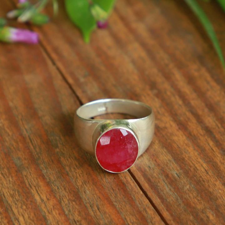 Pure Silver Ring With Natural Ruby For Men / 4.8 Gram