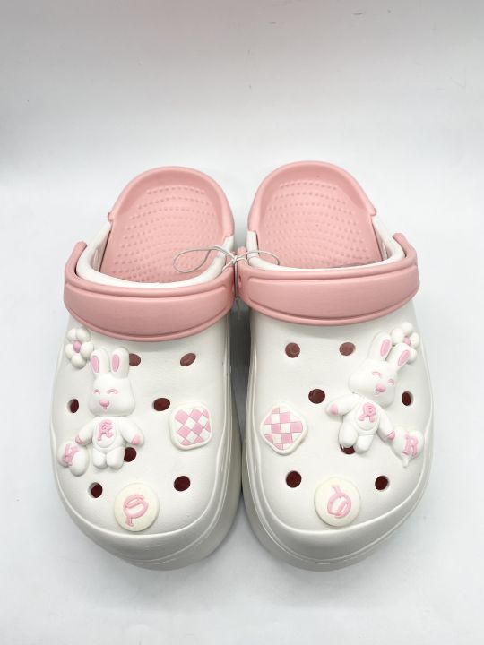Cute%20Crocs%20for%20ladies%20-%20Image%203