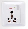 Single Power Socket 16 amp Size 3/3. 