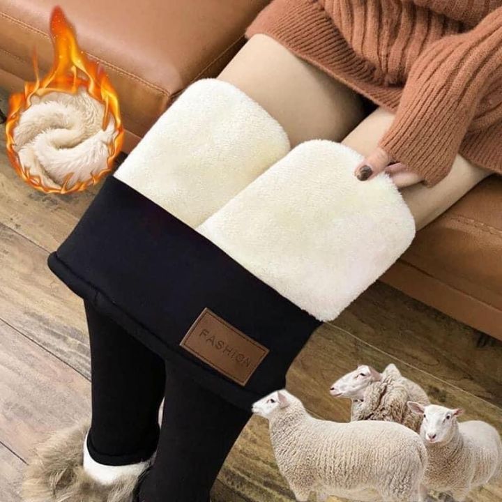 Thick%20Fleece%20inside%20fur%20leggings%20For%20Women%20-%20Image%203