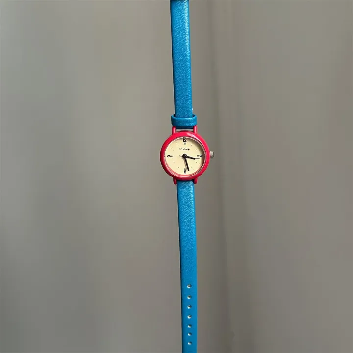 %E3%80%90Top-notch%20quality%E3%80%91Red%20and%20Blue%20Color-Block%20Round%20Small%20Dial%20Fashion%20Niche%20High-End%20Watch%20for%20Women%20Wildberry%20Watch%20Female%20Students%20-%20Image%208