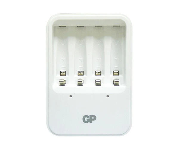 GP%20ReCyko+%20Pro%20AA%20AAA%20Overnight%20Battery%20Charger%20-%20Image%202