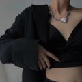 【Trendy designs】Retro Necklace Distinctive Clavicle Trendy Simple Choker Popularity. 