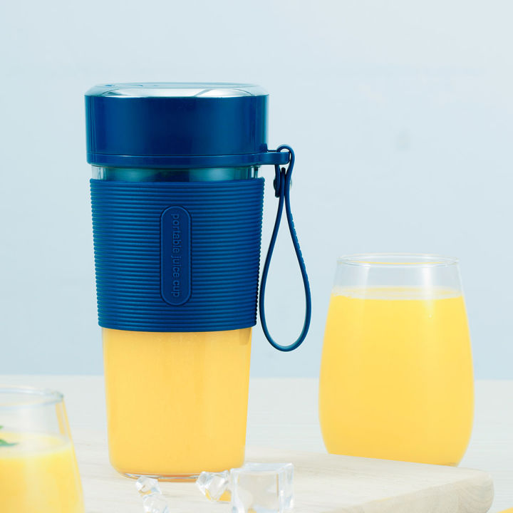 Electric%20Fruit%20Juicer%20Automatic%20Mini%20Portable%20Blender%20Mixer%20By%20Godam%20Online%20-%20Image%203