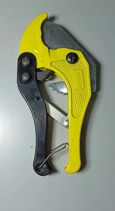 PPR%20Pipe%20Cutter%20-%20Image%205