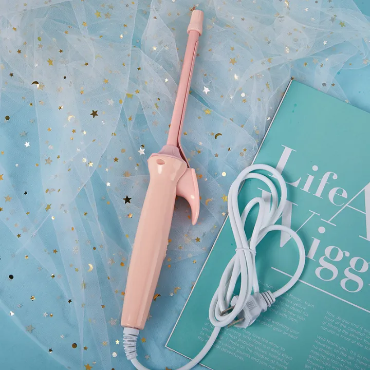 New%20style%20Unisex%20hair%20curl%20iron%20with%20hairstyle%20curl%20iron%20ceramic%20coating%209mm%20electric%20curling%20iron%20mini%20home%20hair%20device%2020W%20-%20Image%205