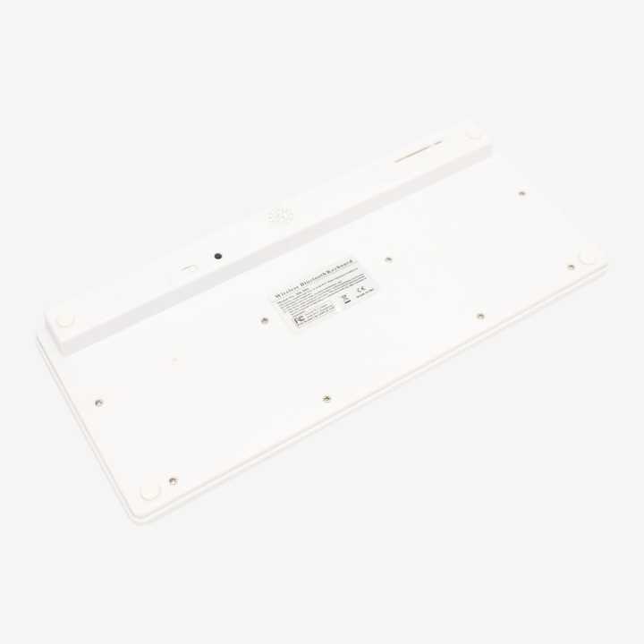 White%20wireless%20%20Bluetooth%20Keyboard%20-%20Image%206