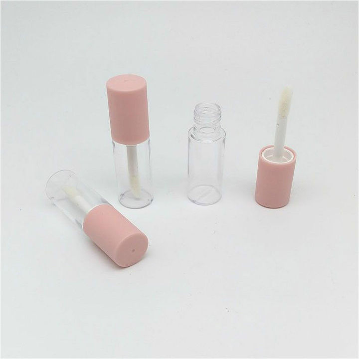 Compact%20size%20Lip%20gloss%20tubes%20Portable%20Plastic%20material%20Pink%20matte%20lid%20Plastic%20packaging%20container%20Empty%20tubes%204ml%20capacity%20%20lip%20gloss%20containers%20for%20Makeup%20enthusiasts%20Beauty%20-%20Image%203