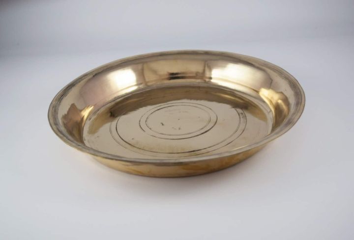 Heavy%20Thick%20Nepali%20Traditional%20Style%20Bronze%20Khansa%20Plate%20%20Weight%20Around%200.6%20Kg%20%20High%20Finish%20Nepali%20Thakali%20Plate%20-%20Image%203